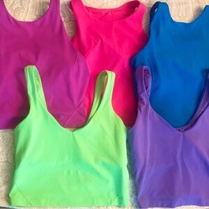 5 Lululemon compression tanks are in GUC.